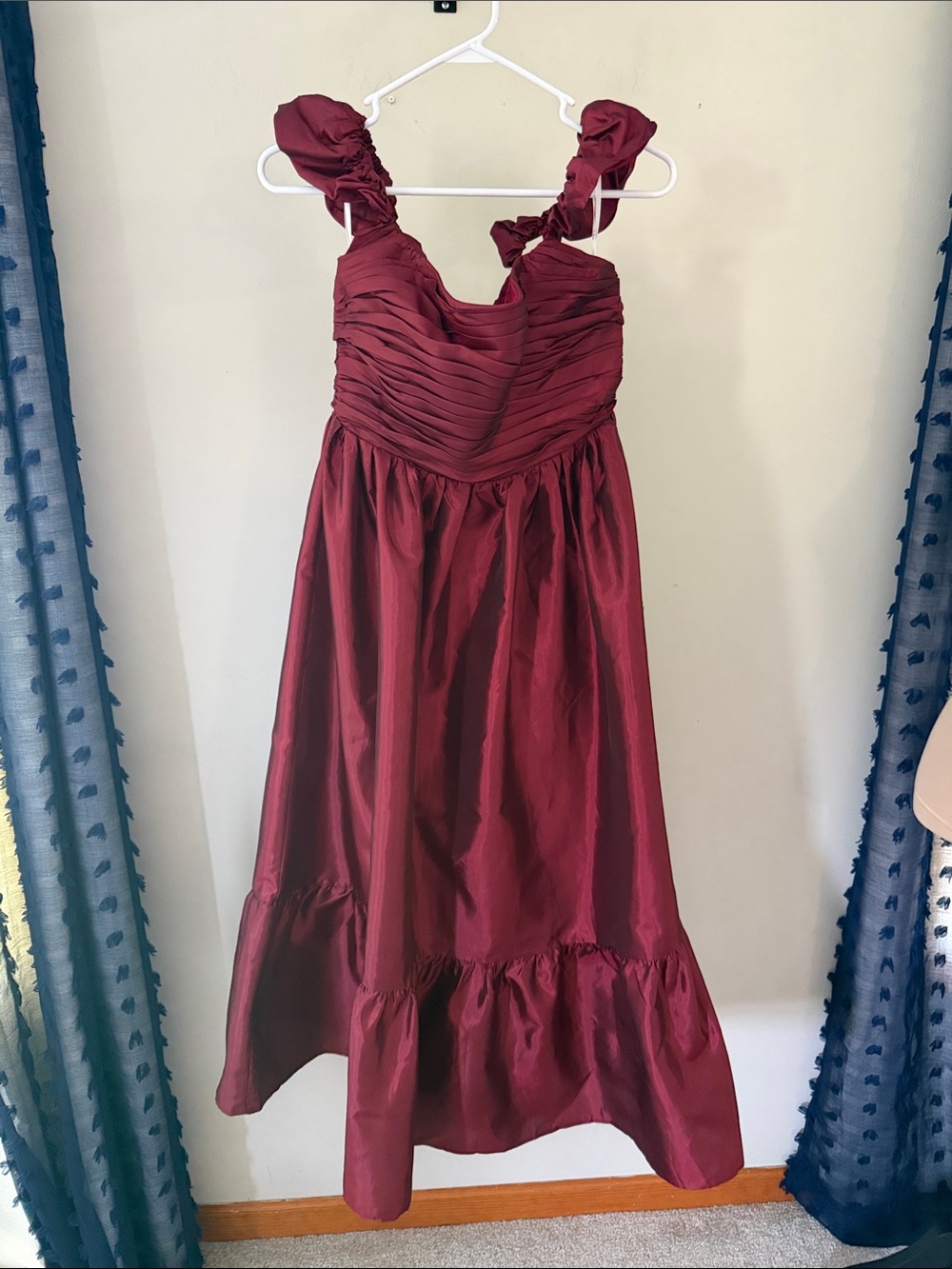 NWT Lulus Burgundy Square-Neck Taffeta Lace Up Back Midi Dress - Picture 5 of 10